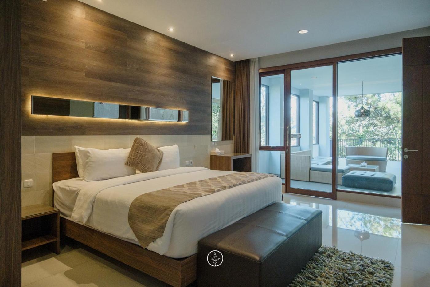 Anindya Hill View Villa 7 Bedrooms With A Private Swimming Pool Bandung Exterior foto