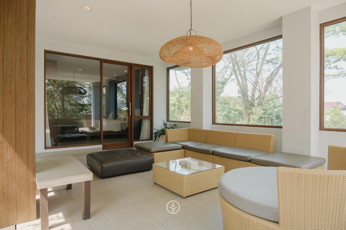 Anindya Hill View Villa 7 Bedrooms With A Private Swimming Pool Bandung Exterior foto